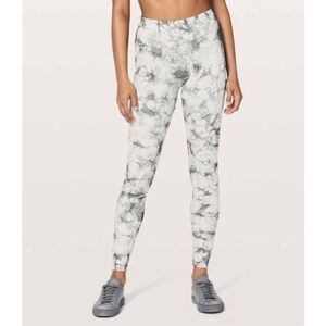 Lululemon Wunder Under Hi-Rise Leggings
Shibori Dual Shibori White Baltic Marble